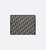 30 Montaigne Dea Pouch