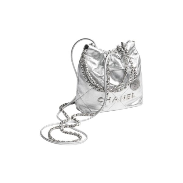 CHANEL 22 MINI HANDBAG Silver
