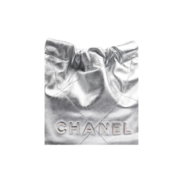 CHANEL 22 MINI HANDBAG Silver