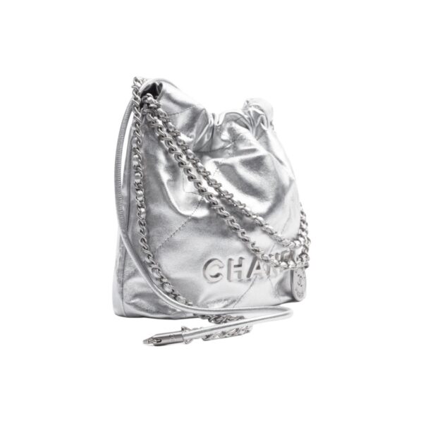 CHANEL 22 MINI HANDBAG Silver