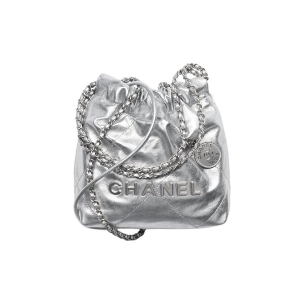 CHANEL 22 MINI HANDBAG Silver
